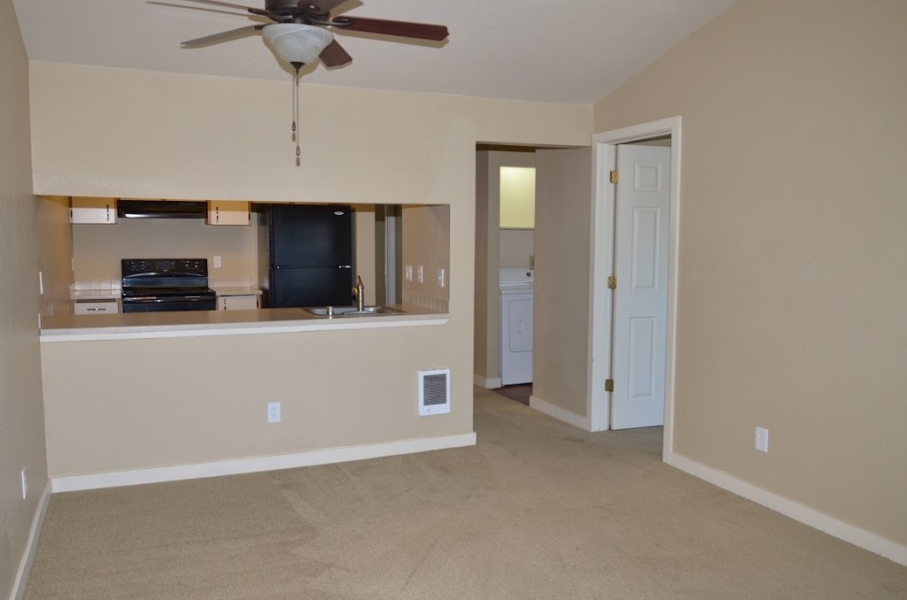 Pacific Pointe Apartments | 301 NE 45th St, Vancouver, WA 98663, USA | Phone: (360) 737-6950