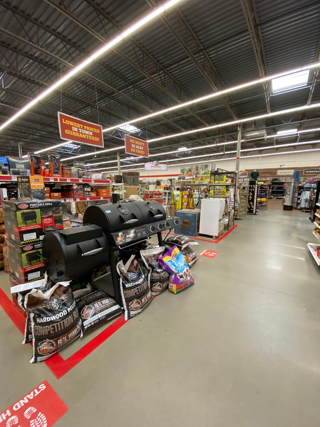 Tractor Supply Co. | 2140 SW Wilshire Blvd, Burleson, TX 76028, USA | Phone: (817) 295-5555