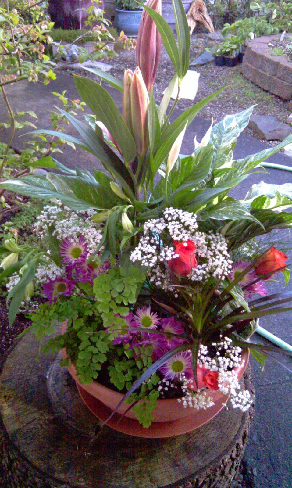 Floral Creations by kelly | 1157 NE Hawthorne Ave, Hillsboro, OR 97124, USA | Phone: (503) 714-6223