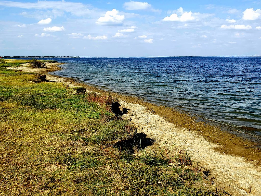 Lake Park Campground | 5 Lake Park Rd, Lewisville, TX 75057, USA | Phone: (972) 219-3742