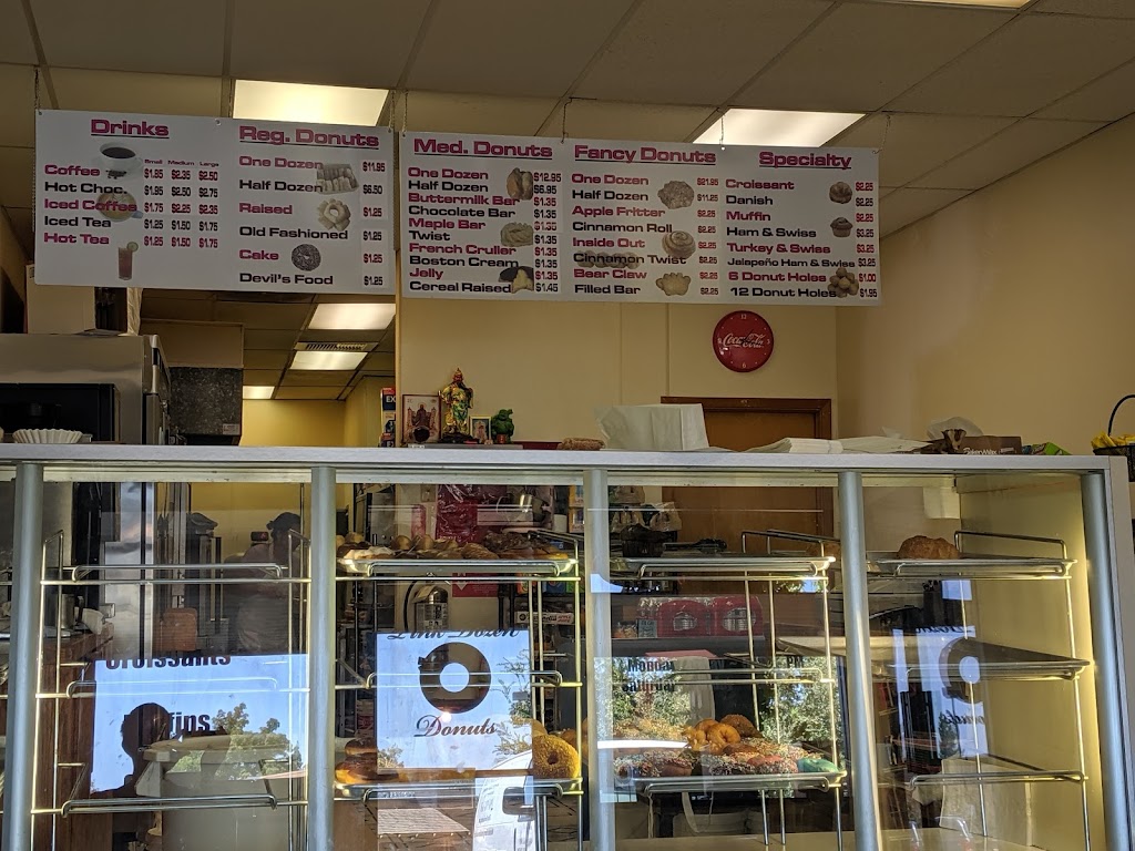 Pink Dozen Donuts | 1300 E Covell Blvd # D, Davis, CA 95616, USA | Phone: (530) 758-0390