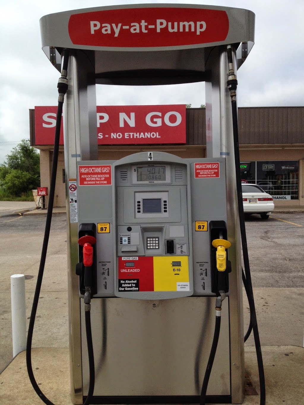 Gas Pure Gas at STOP N GO | 1437 E Kenosha St, Broken Arrow, OK 74012, USA | Phone: (918) 258-2393