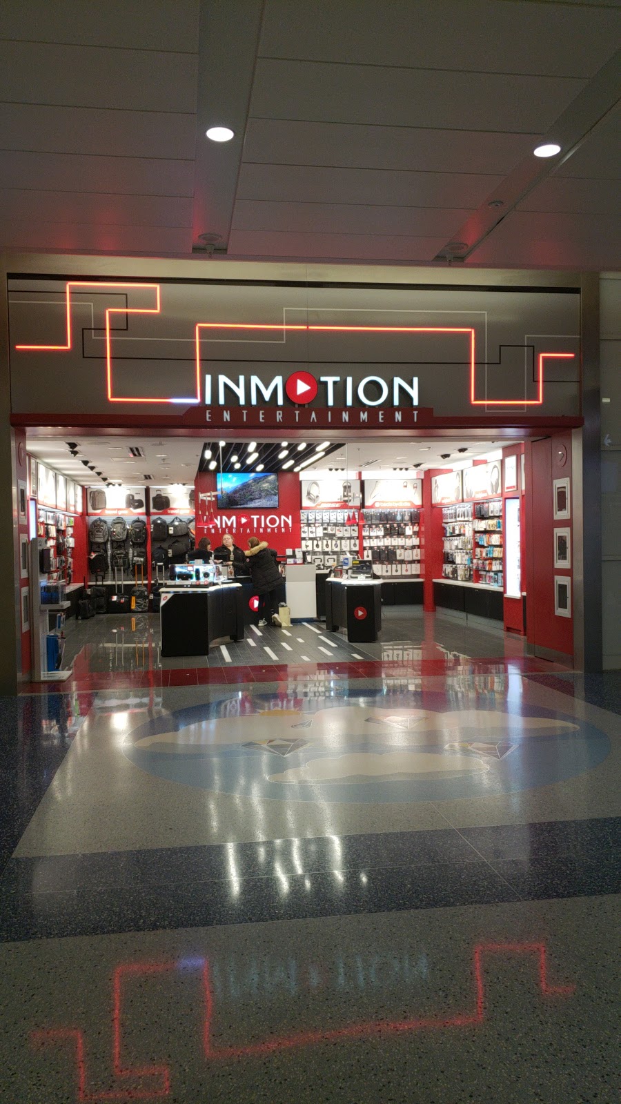 InMotion | 2333 South International Parkway Terminal D, Space NV114 Between Gates D29 & D30, Dallas, TX 75261 | Phone: (214) 531-9874