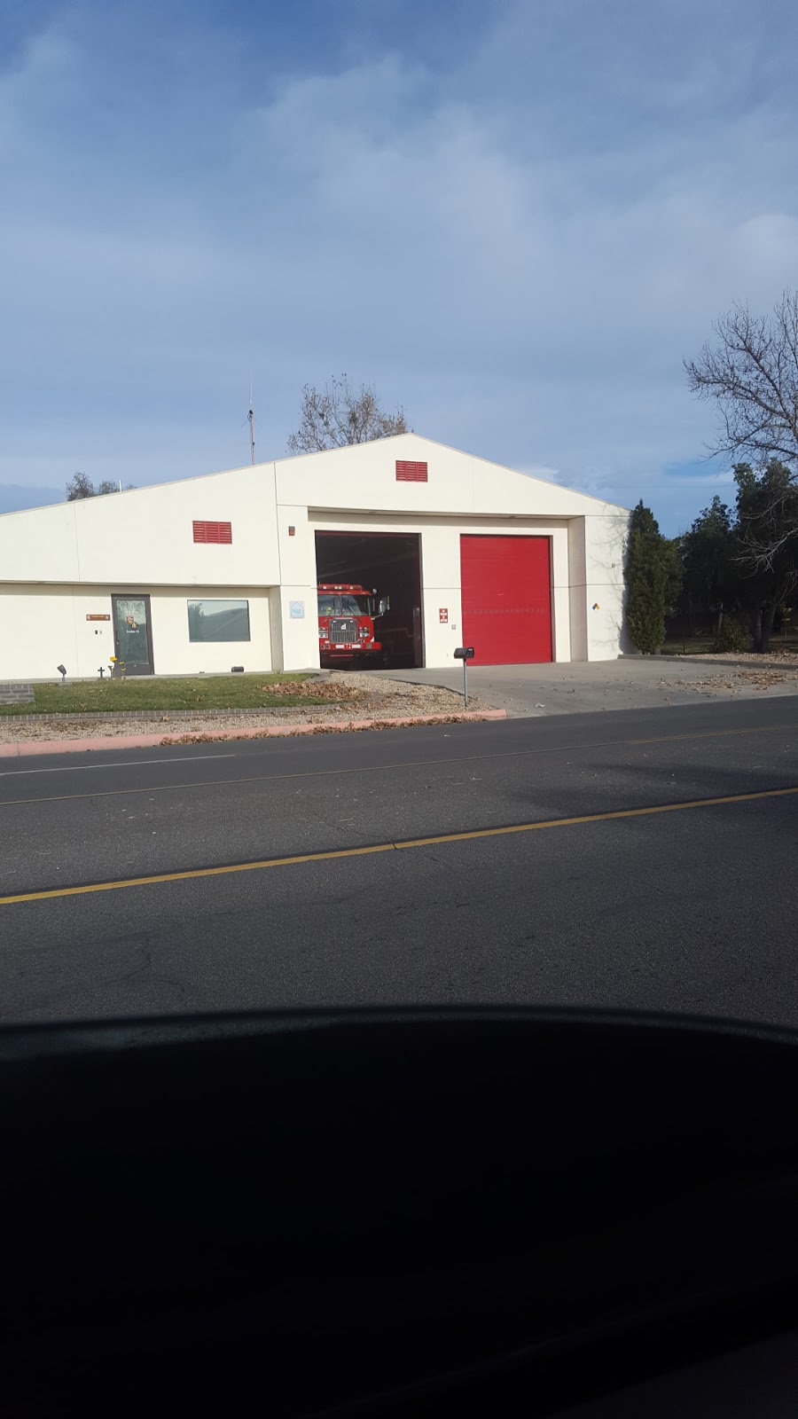 Riverside County Fire Department Station 72 | 25175 Fairview Ave, Hemet, CA 92544, USA | Phone: (951) 927-1241