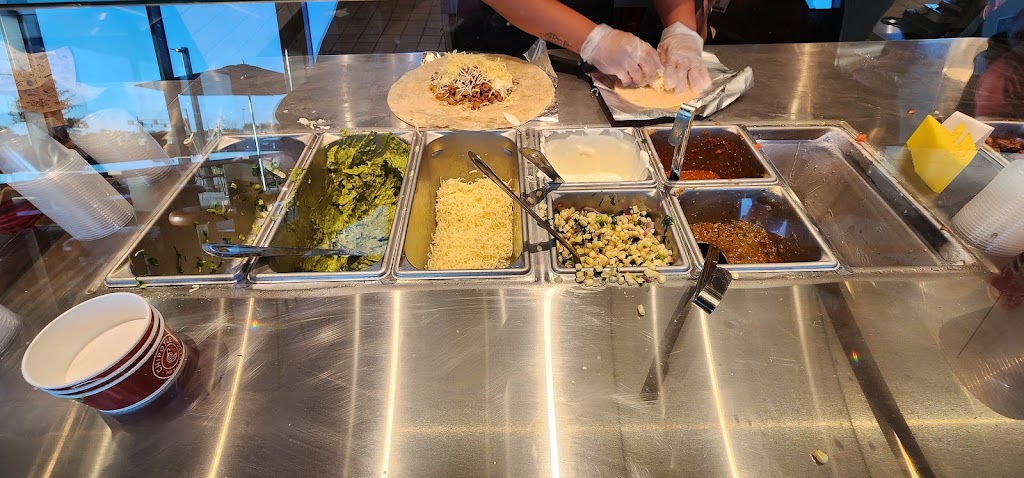 Chipotle Mexican Grill | 655 S Cotton Ln, Goodyear, AZ 85338, USA | Phone: (602) 601-2987