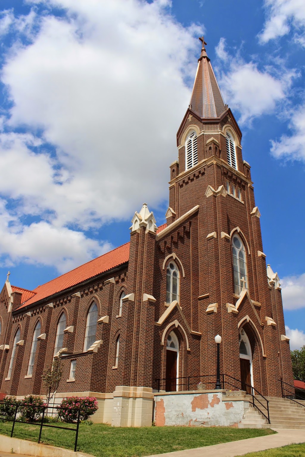 St. Mary Catholic Church | 411 N Elm St, Guthrie, OK 73044, USA | Phone: (405) 282-4239