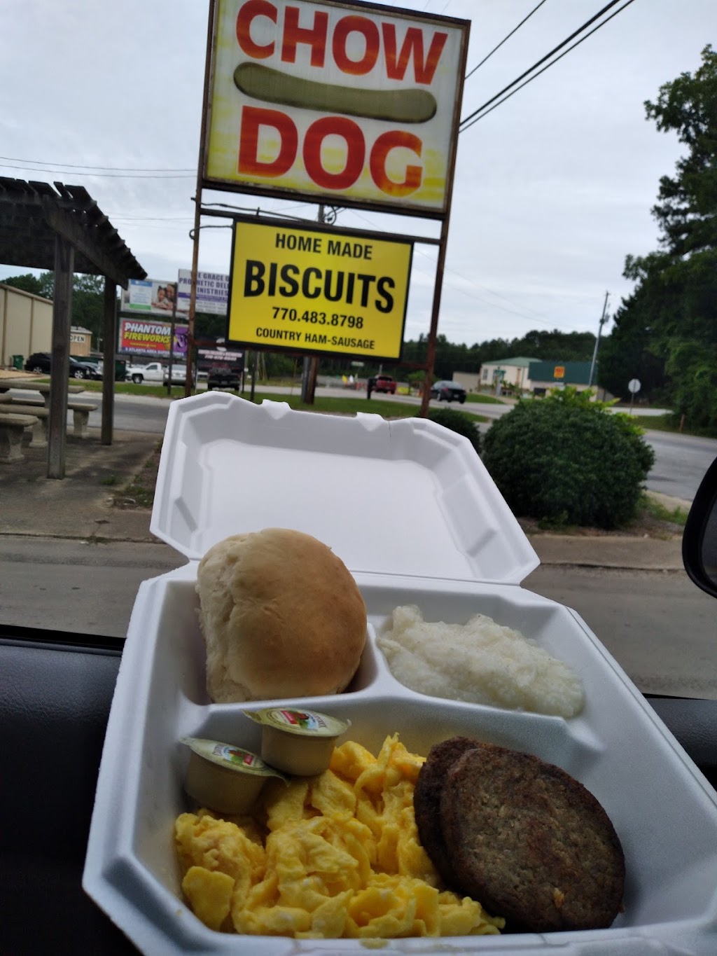 Chow Dog | 2572 Covington Hwy, Conyers, GA 30012 | Phone: (770) 483-8798