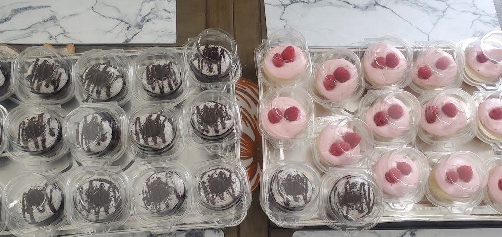 @CakeNBake28 | 11808 Fern Pine St, Victorville, CA 92392, USA | Phone: (760) 905-6338