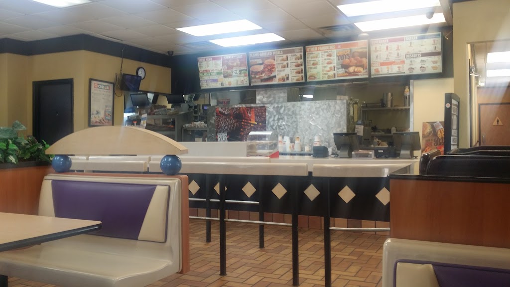 Burger King | 7606 N 30th St, Omaha, NE 68112, USA | Phone: (402) 457-4442