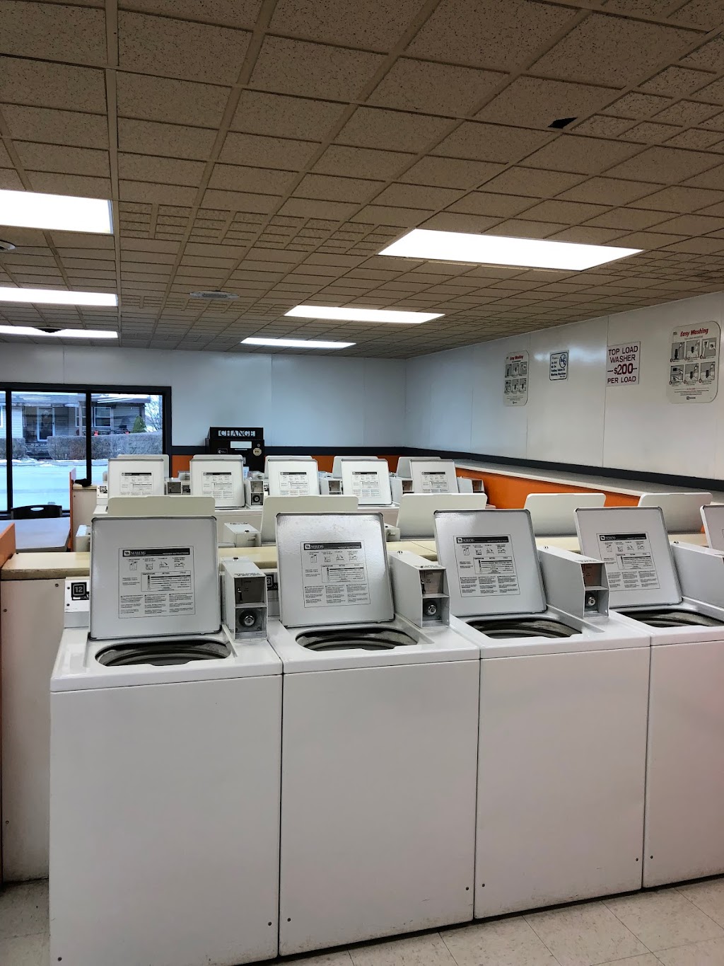 Ford City Coin-Op Laundromat | 1622 5th Ave, Ford City, PA 16226, USA | Phone: (724) 421-7179