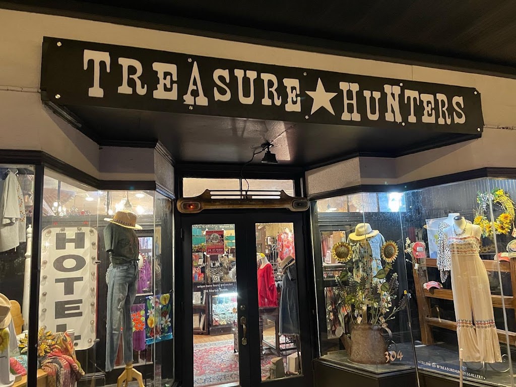 Treasure Hunters Gallery | 302 Morton St, Richmond, TX 77469, USA | Phone: (281) 239-0043