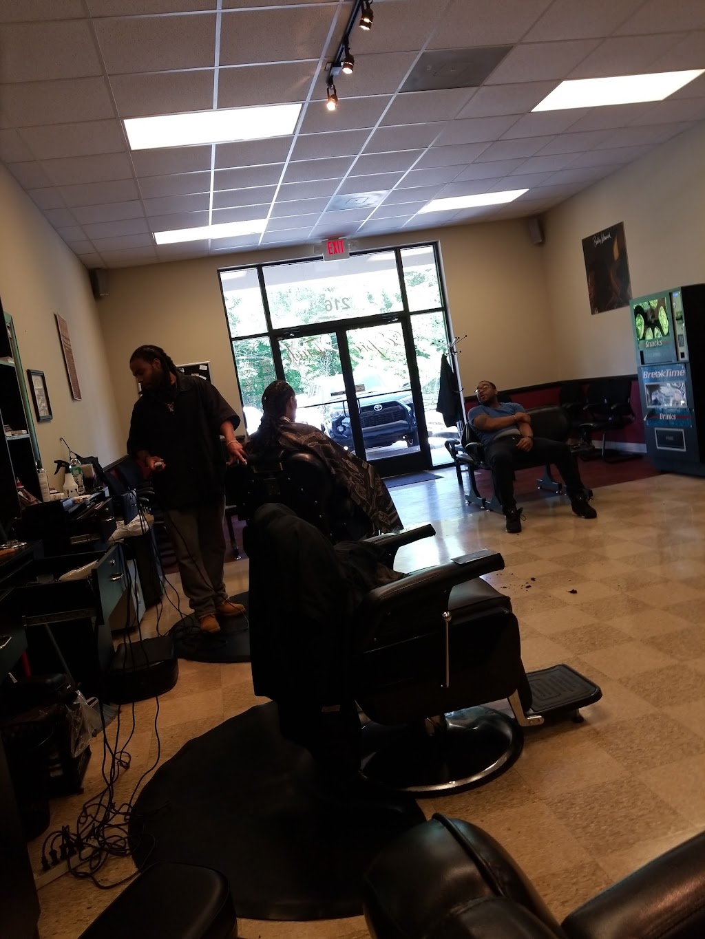 Epic Touch Barber & Beauty Salon | 216 Johnson Creek Dr, Chester, VA 23836, USA | Phone: (804) 536-9161