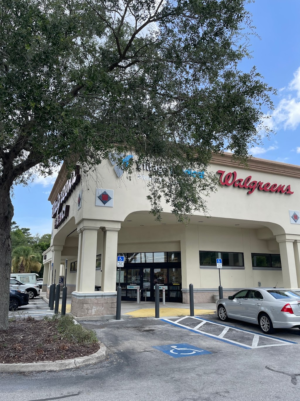 Village Medical at Walgreens - Hudson | 8957 Hudson Ave, Hudson, FL 34667, USA | Phone: (727) 766-0000