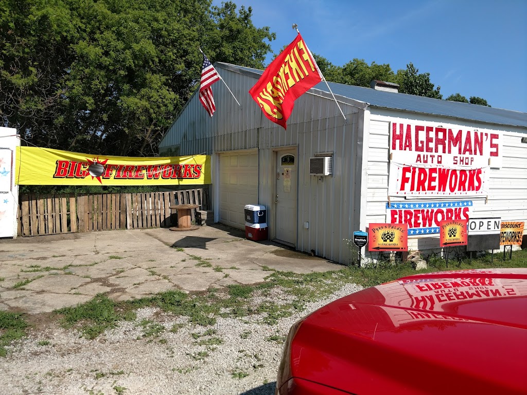 Pyros Palace | 4320 N 750 W, Ligonier, IN 46767, USA | Phone: (260) 350-3008