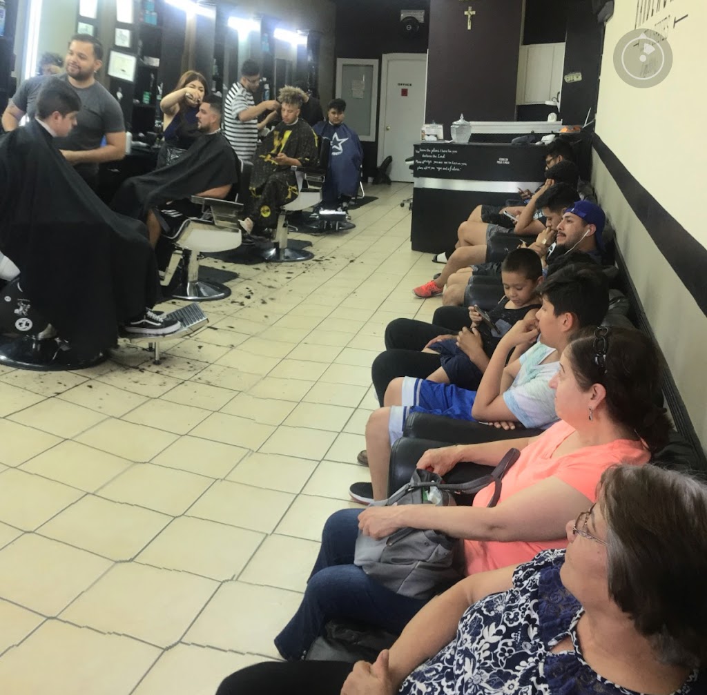 Ivan’s Barbershop | 916 W Division St Suite B, Arlington, TX 76012, USA | Phone: (817) 987-2555