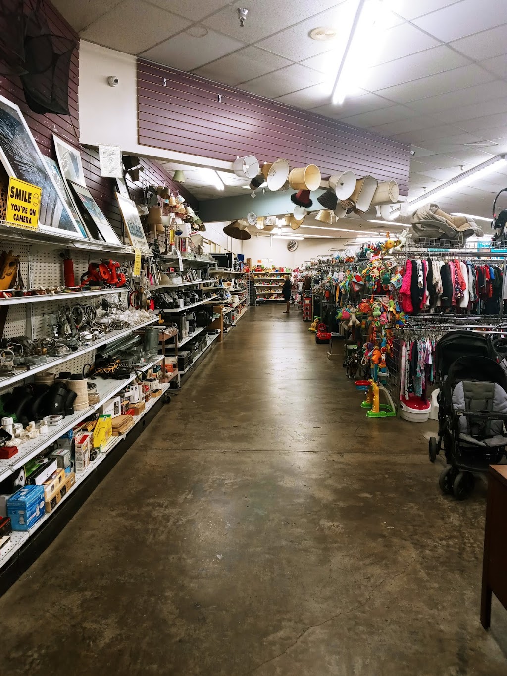 Mega Thrift Store | 1332 W Foothill Blvd, Rialto, CA 92376, USA | Phone: (909) 879-1000