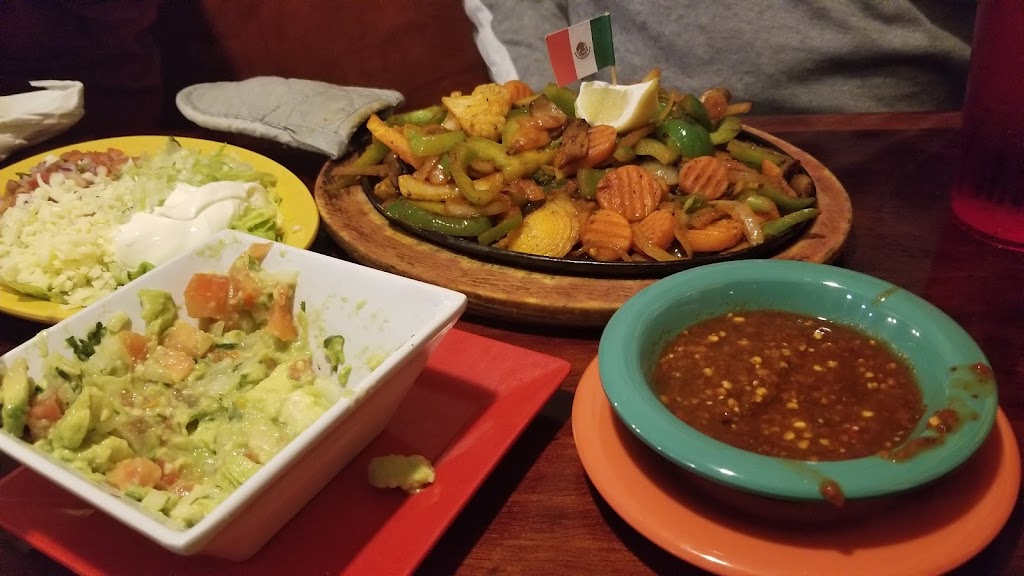 Tres Caminos Mexican Restaurant | 601 N Main St, Caseyville, IL 62232, USA | Phone: (618) 922-0634