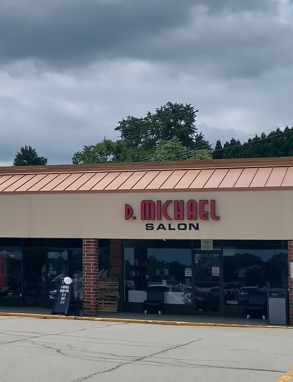 D. Michael Salon | 8865 Norwin Avenue Norwin Hills Shopping Plaza, Irwin, PA 15642, USA | Phone: (724) 864-4922