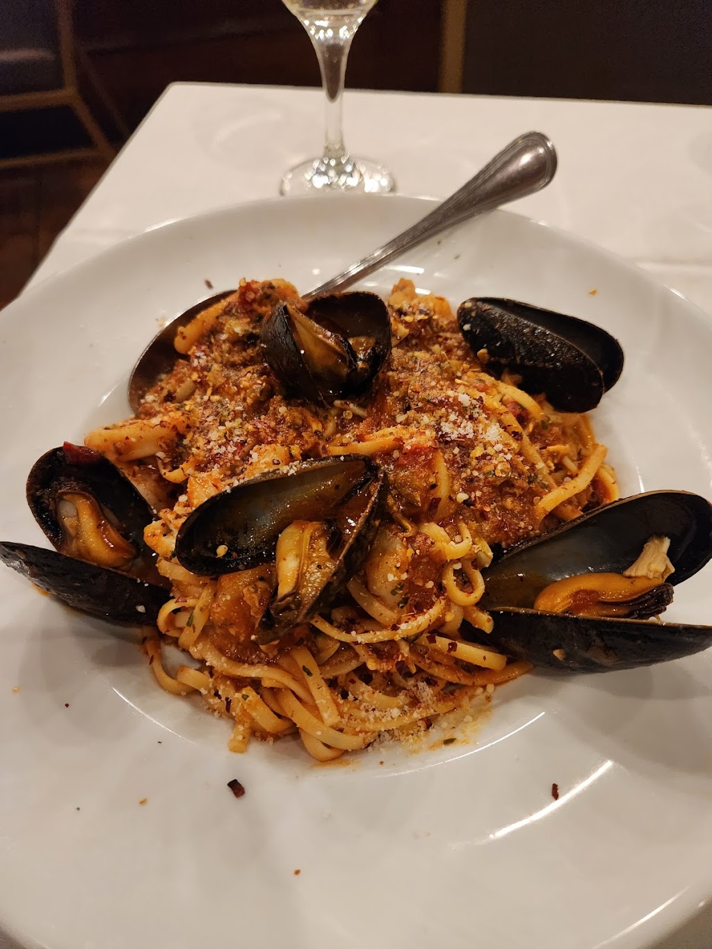 Riccardos Italian Restaurant | 238 Dalhousie St, Amherstburg, ON N9V 1W4, Canada | Phone: (519) 736-4333