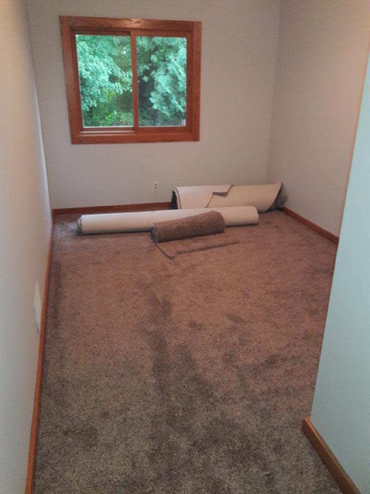 Golden Touch Carpet Installation | 10 103rd Ave NW, Coon Rapids, MN 55448, USA | Phone: (612) 770-0718