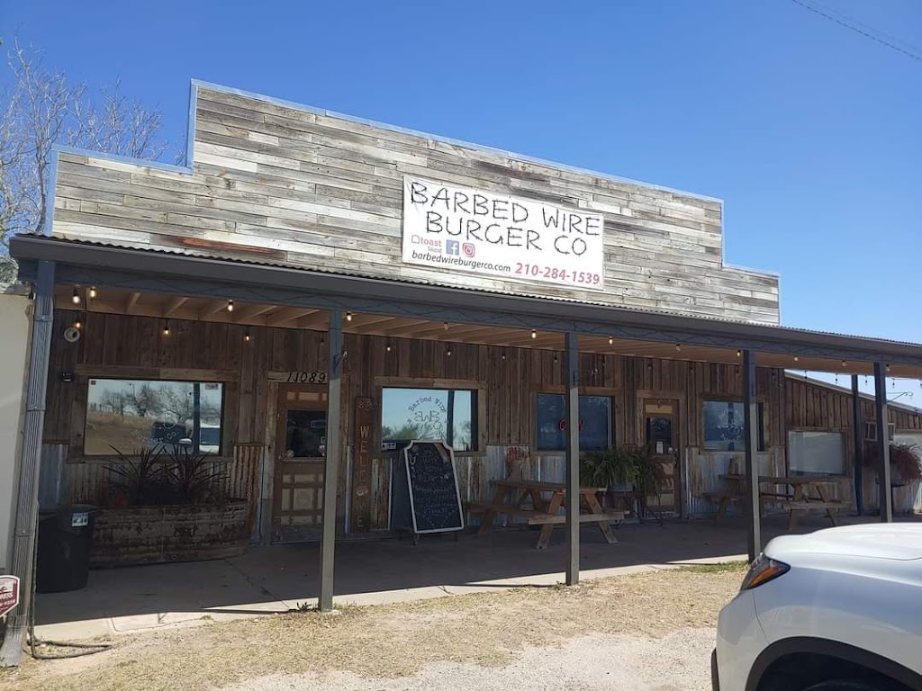 Barbed Wire Burger Co | 11089 New Sulphur Springs Rd, San Antonio, TX 78263, USA | Phone: (210) 284-1539