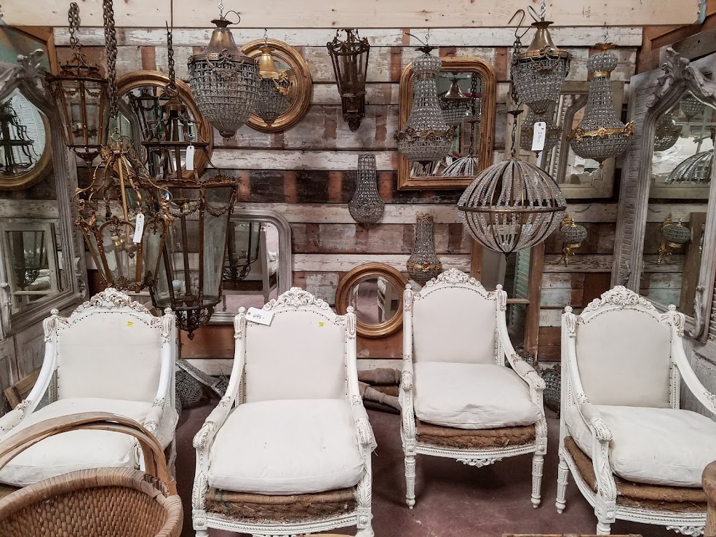 Antiques & Vintage Texas | 10470 W US Hwy 80, Forney, TX 75126, USA | Phone: (469) 441-7563