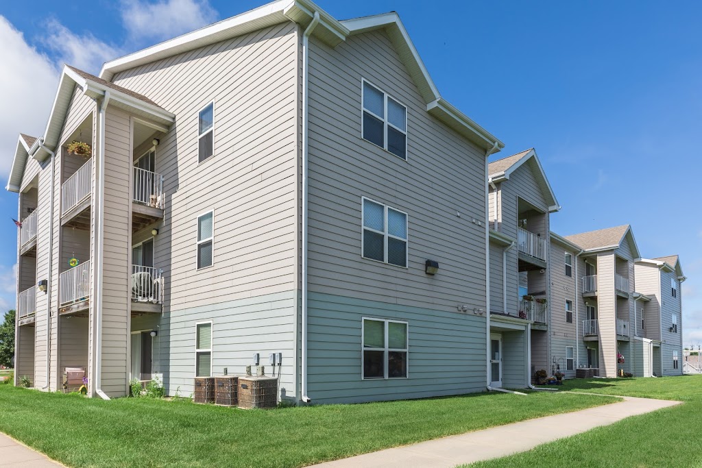 Independence Court Apartments | 2055 Meadow Ln, Seward, NE 68434, USA | Phone: (402) 227-6525