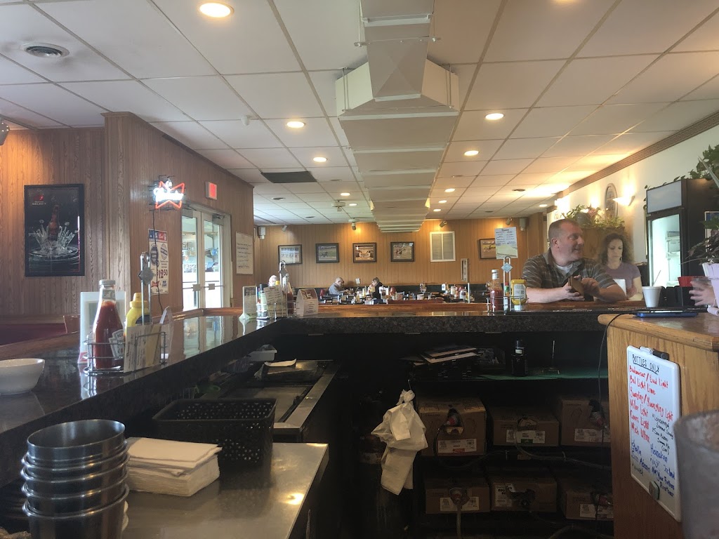 Corner Cafe Restaurant | 535 Sunbury Rd, Delaware, OH 43015, USA | Phone: (740) 369-0377