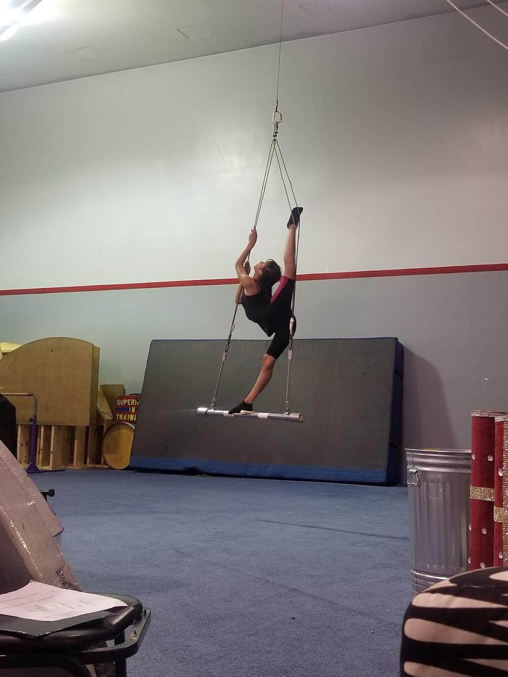 Lone Star Circus School | 4207 Simonton Rd, Dallas, TX 75244, USA | Phone: (214) 206-1449