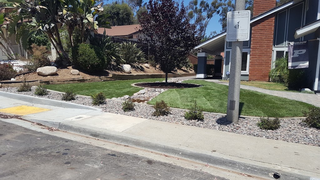 Escobar landscaping | 8706 Ruocco Dr, Santee, CA 92071, USA | Phone: (619) 534-4589