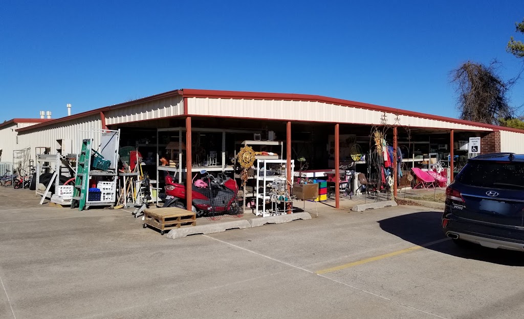 Countryside Junk | 3505 SE 44th St, Norman, OK 73072, USA | Phone: (405) 387-5878