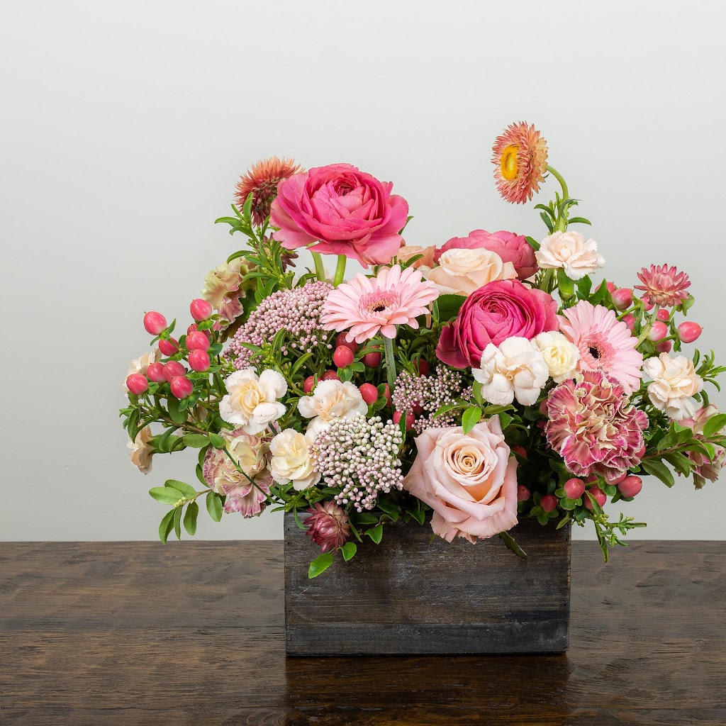 Petal Street Flower Company | 2319 Bridge Ave, Point Pleasant, NJ 08742, USA | Phone: (732) 295-0600