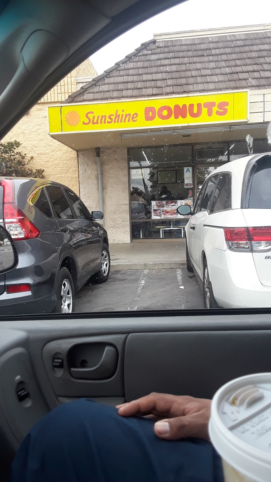 Sunshine Donut | 1545 S Garey Ave, Pomona, CA 91766, USA | Phone: (909) 623-8329