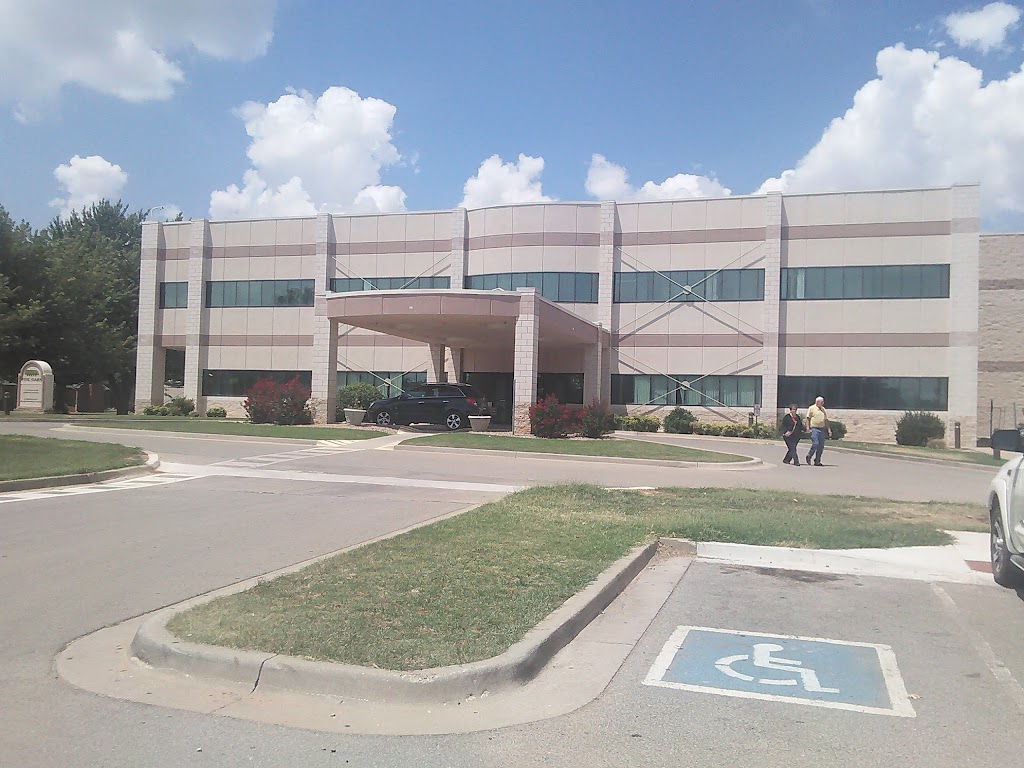 Five Oaks Medical Group | 2100 W Iowa Ave, Chickasha, OK 73018, USA | Phone: (405) 224-2100