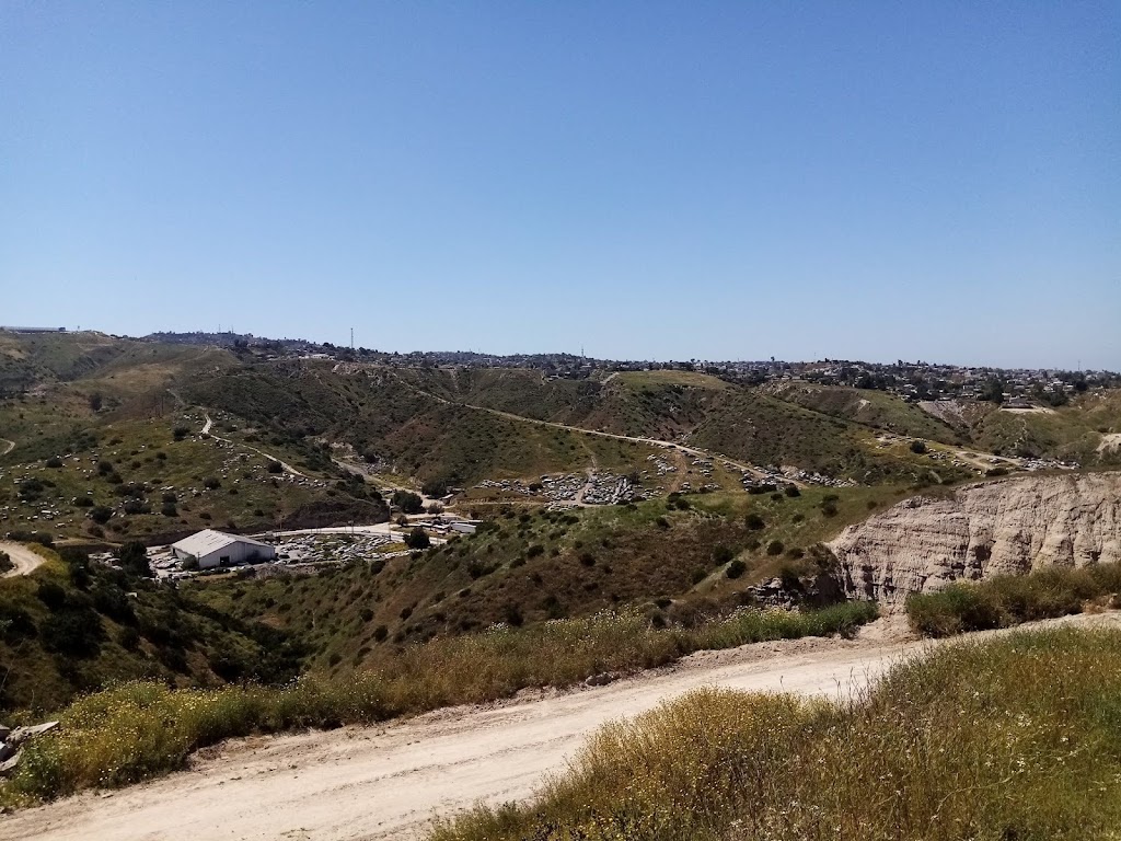 COLINAS DEL DESCANSO | CUEROS DE VENADOS, s/n, Canon del Sainz, Sánchez Taboada, 22170 Tijuana, B.C., Mexico | Phone: 664 686 5561