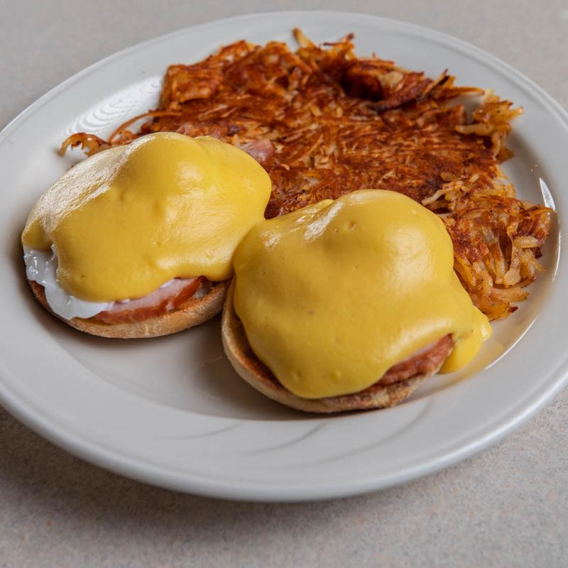 Town & Country Restaurant | 5025 E Main Street Rd, Batavia, NY 14020, USA | Phone: (585) 343-3304