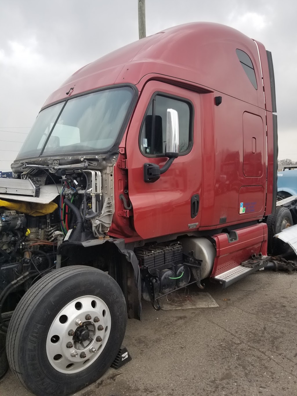 Phenix Trucking | 4080 Lonyo St, Detroit, MI 48210, USA | Phone: (313) 945-9175