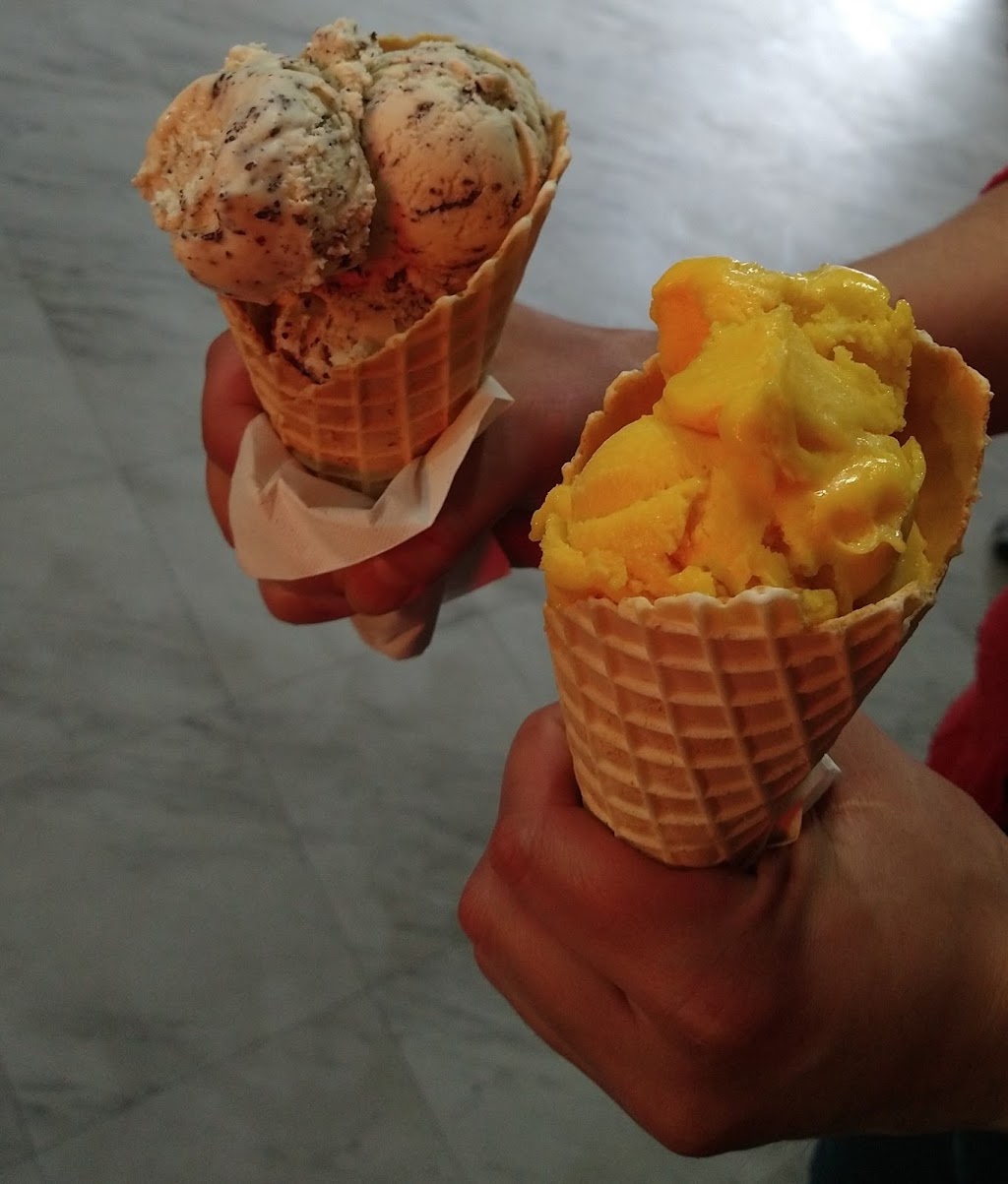 Moorenko’s Ice Cream | 8054 Main St, Ellicott City, MD 21043, USA | Phone: (410) 696-2645