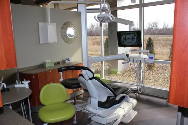 New Image Dentistry | 3331 Marketplace Dr, Council Bluffs, IA 51501, USA | Phone: (712) 366-7077