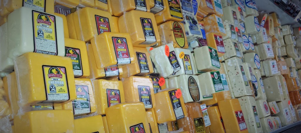 Maple Leaf Cheese Store | W2616 STATE ROAD 11 AND 81 STE C, Juda, WI 53550, USA | Phone: (608) 934-1237