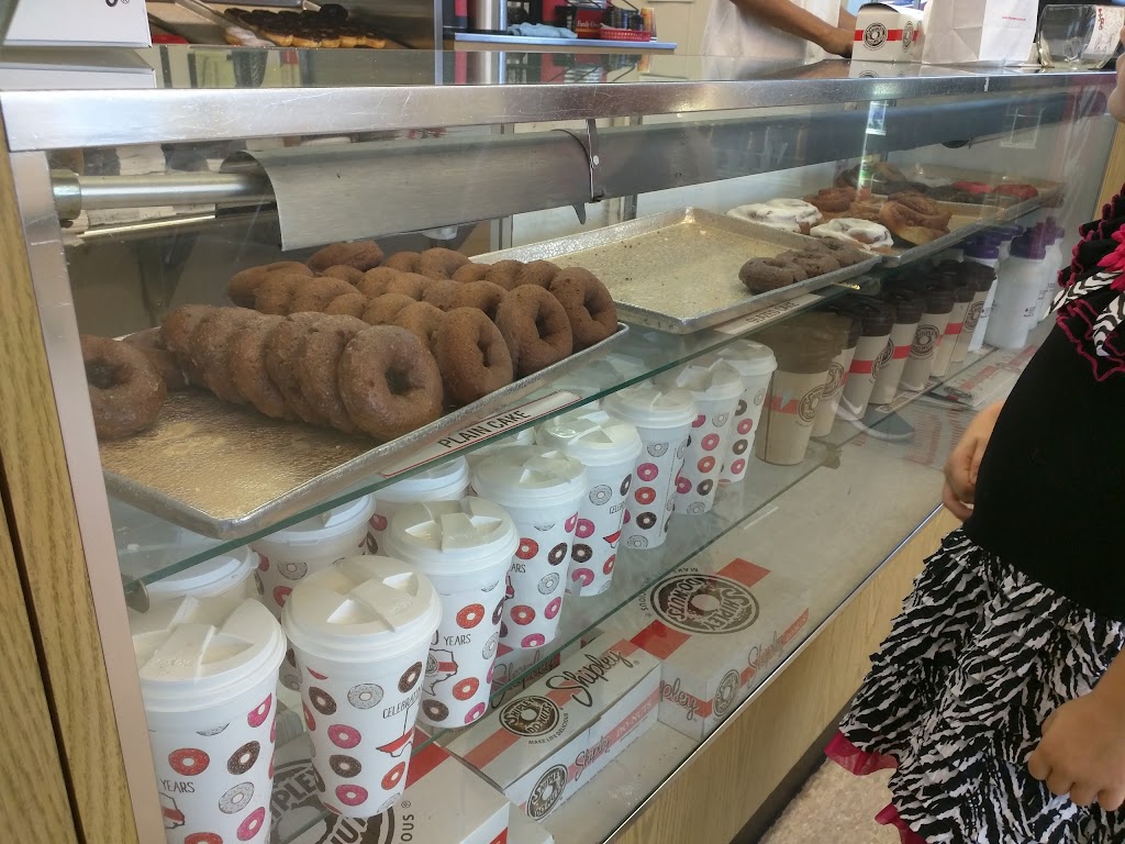 Shipley Do-Nuts | 10332 Ferguson Rd, Dallas, TX 75228, USA | Phone: (214) 319-8003