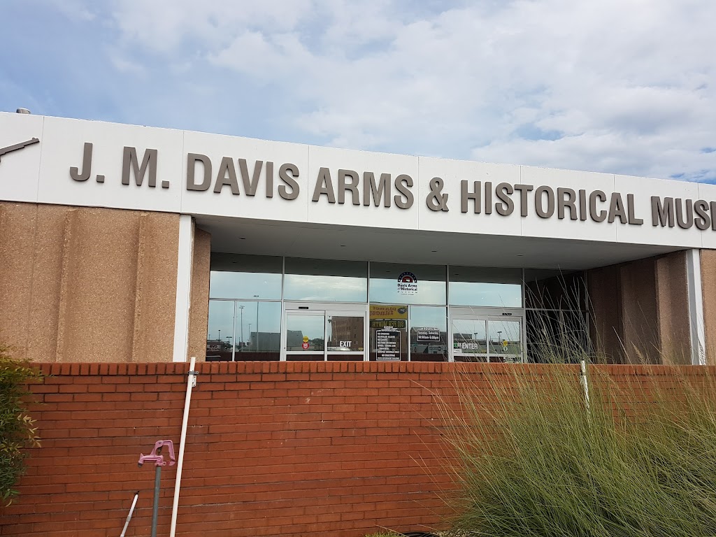 J.M. Davis Arms & Historical Museum | 330 N J M Davis Blvd, Claremore, OK 74017, USA | Phone: (918) 341-5707