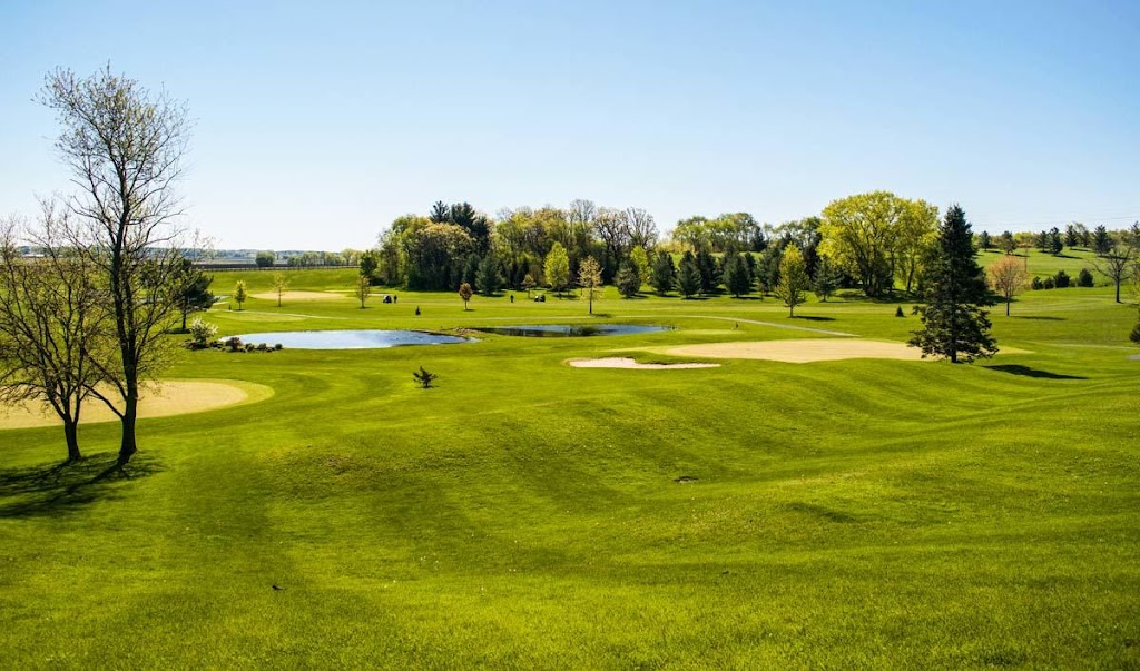 Bass Creek Golf Club | Photo 3 of 10 | Address: 1303 S Murphy Rd, Janesville, WI 53548, USA | Phone: (608) 876-6631