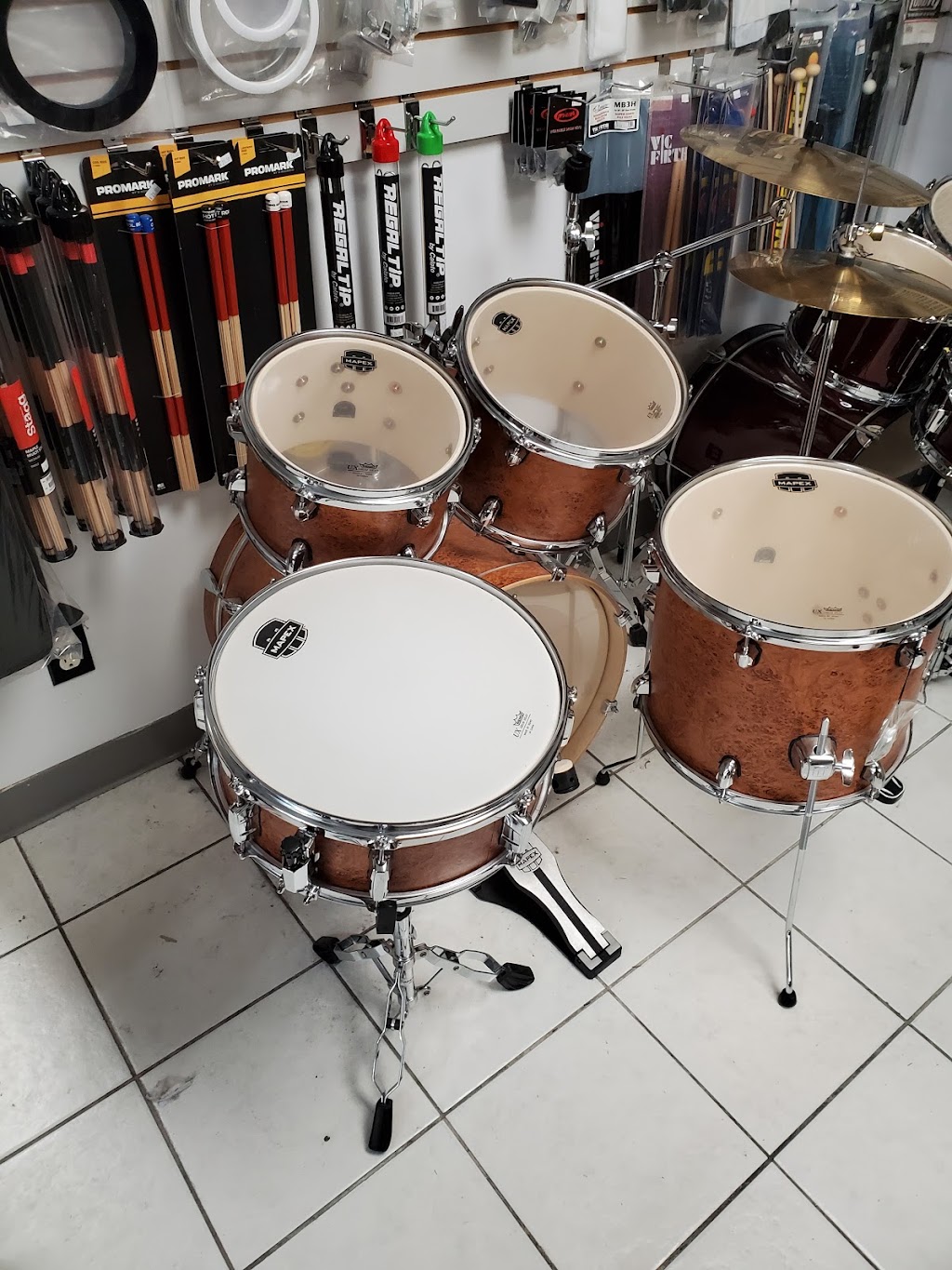 Yesterdays Music | 106 Westover Dr # 108, High Point, NC 27265, USA | Phone: (336) 889-4287