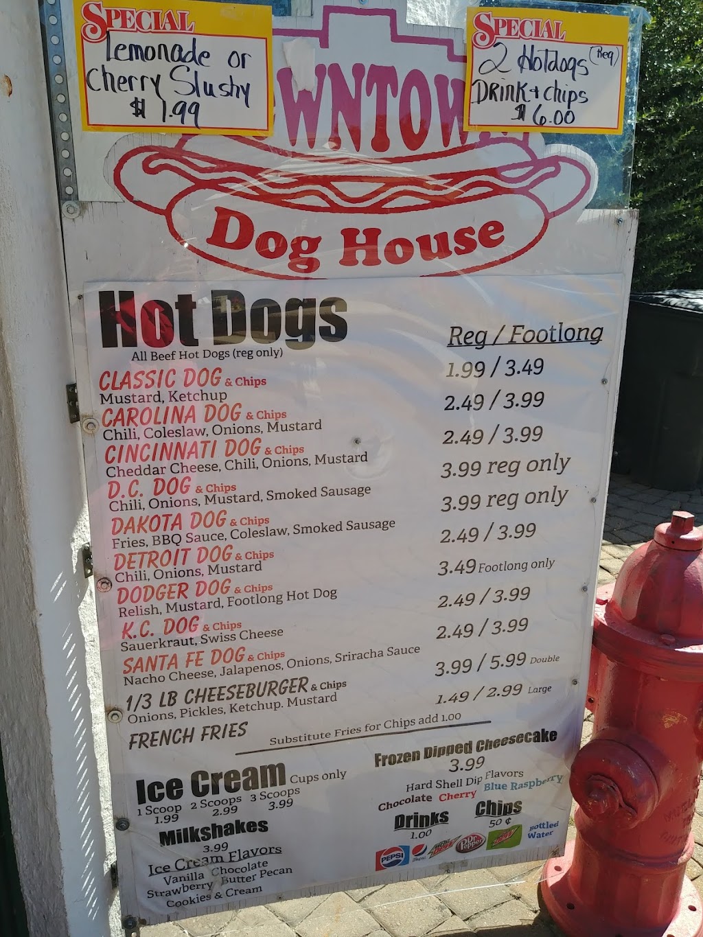 Downtown Dog House | 107 N Scales St, Reidsville, NC 27320, USA | Phone: (336) 493-5959