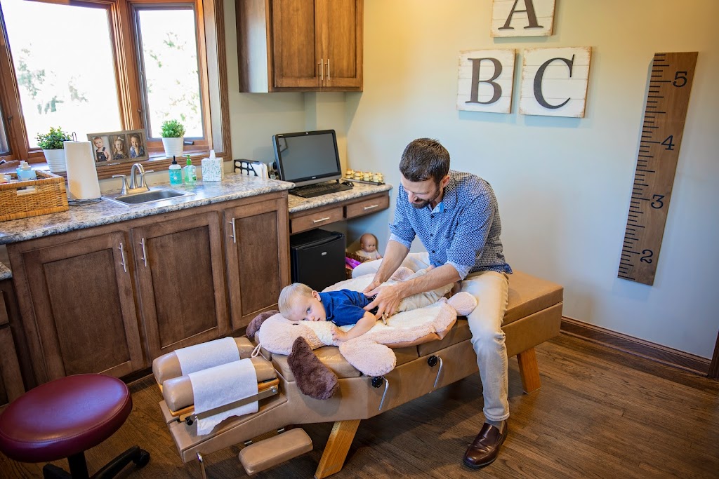 ABC Family Chiropractic | 8000 Rose St, Victoria, MN 55386, USA | Phone: (952) 443-3710