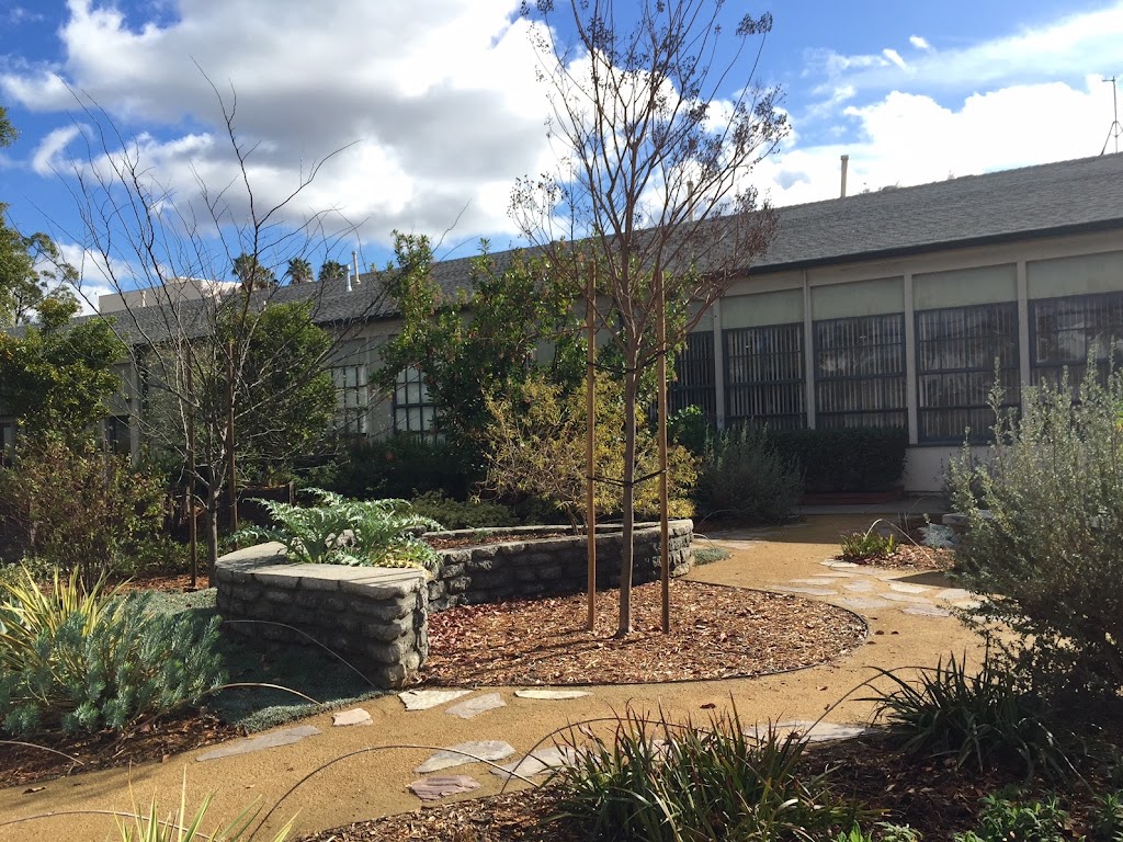 Angeles Press | 3200 Airport Ave Suite #1, Santa Monica, CA 90405, USA | Phone: (310) 804-9253