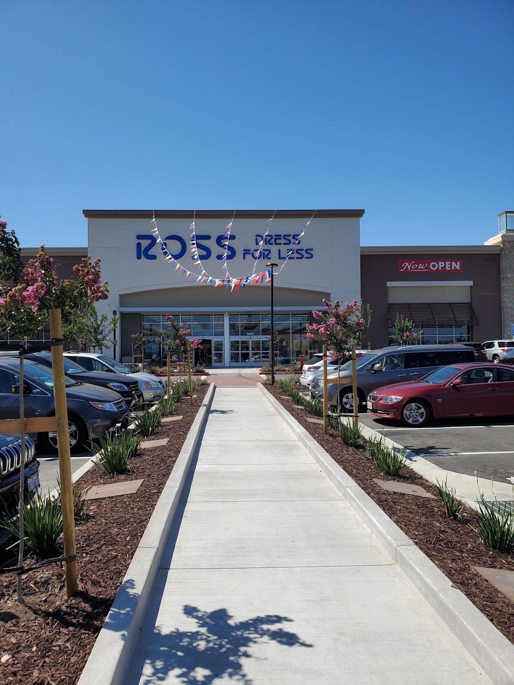 Ross Dress for Less | 3070 W Jack London Blvd, Livermore, CA 94551, USA | Phone: (925) 449-9041