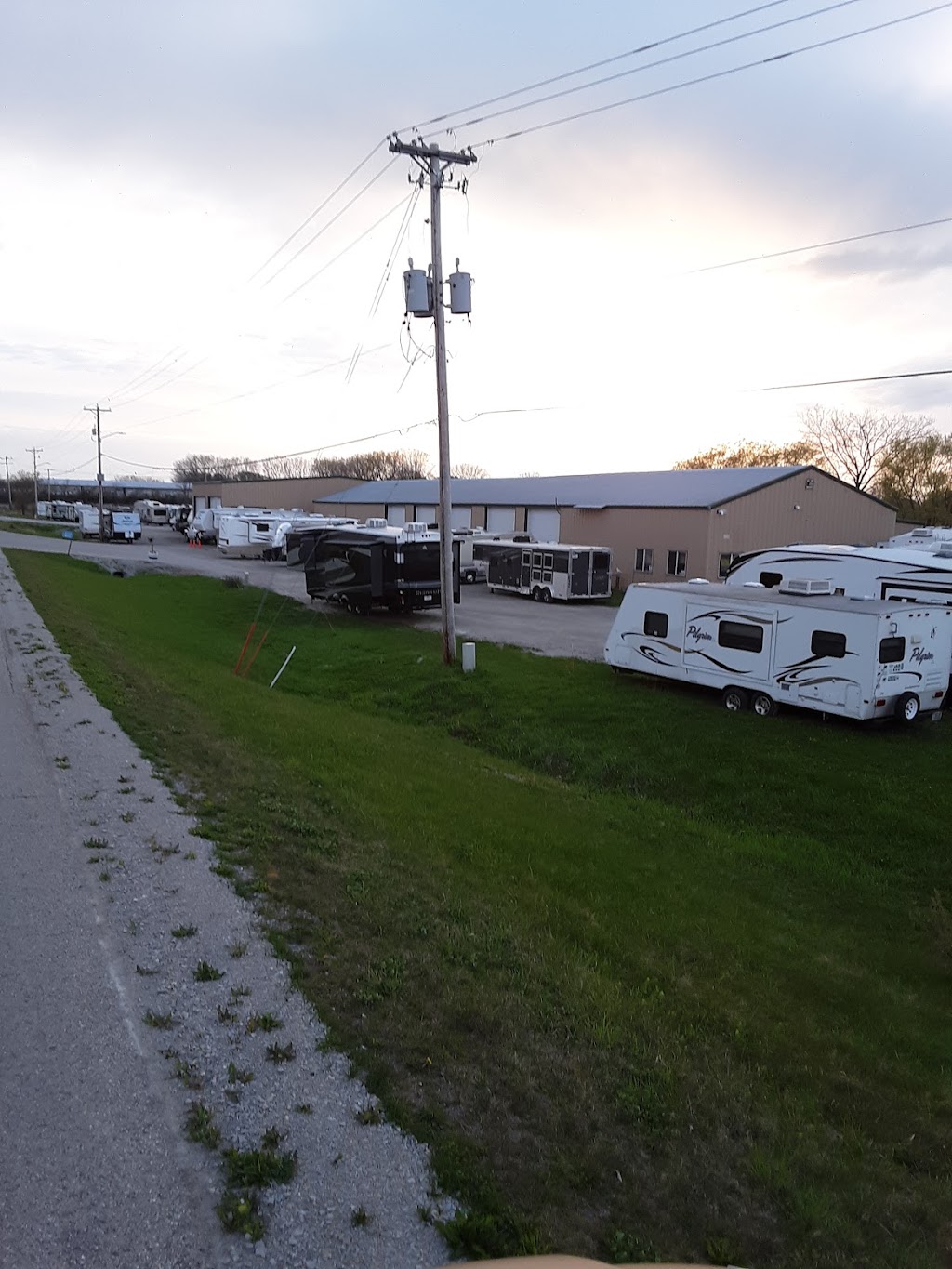 Complete RV Repair LLC | W9468 Iron Rd, Beaver Dam, WI 53916, USA | Phone: (920) 885-5646