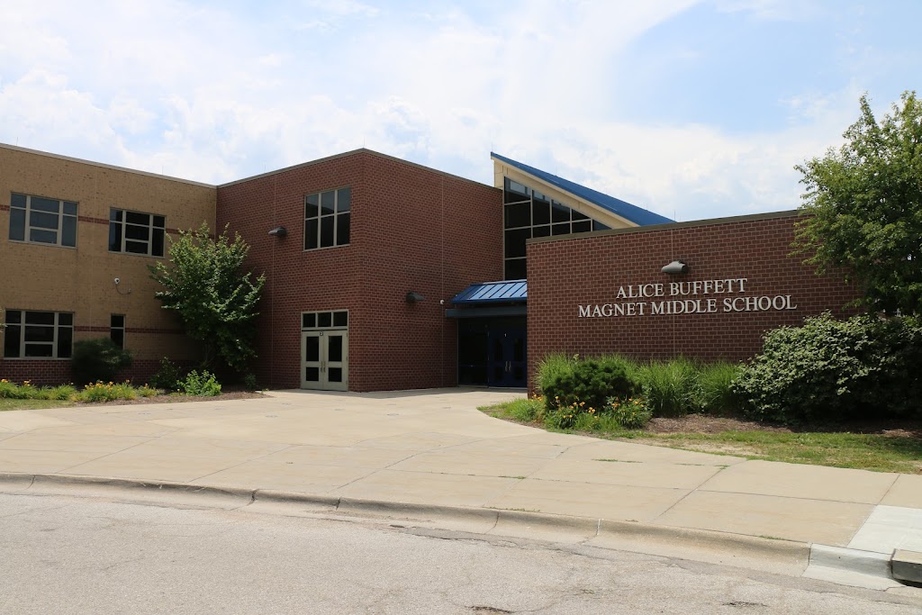 Buffett Middle School | 14101 Larimore Ave, Omaha, NE 68164, USA | Phone: (531) 299-2320